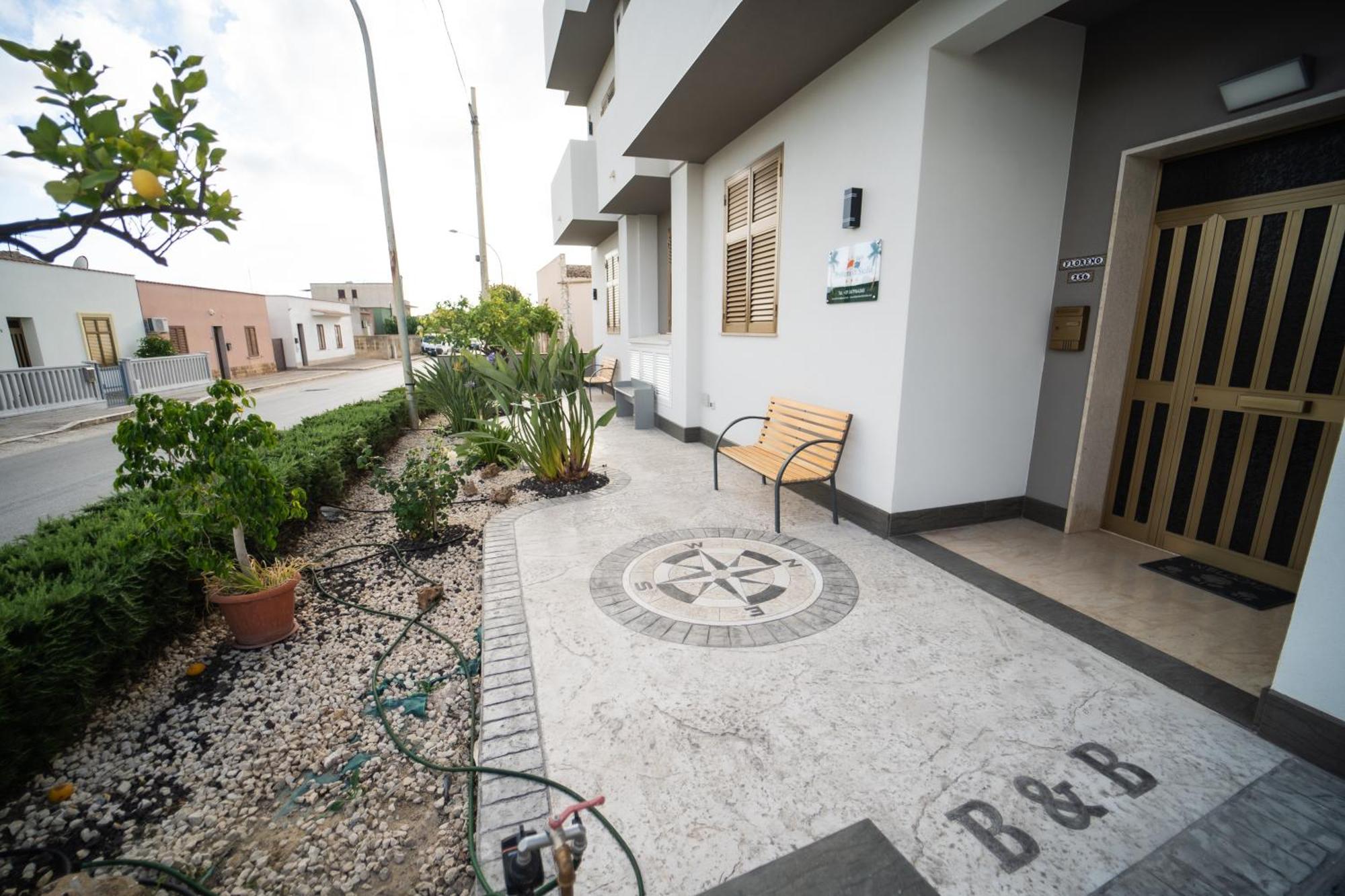 B&B Profumi di Sicilia Valderice Exterior foto